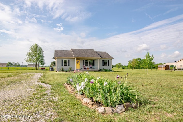450 Rolling Way, Smiths Grove, KY 42171 - ranch-style home with fence and a front yard