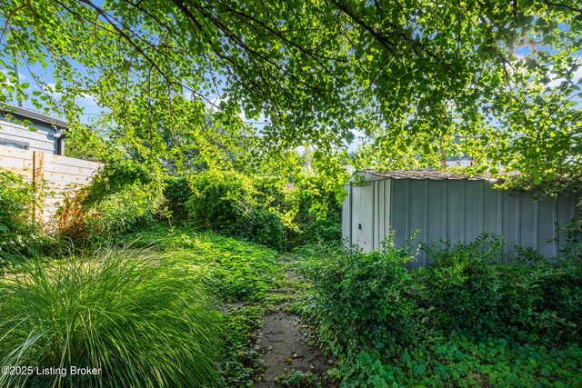 953 Ellison Ave, Louisville, KY 40204 - photo 36