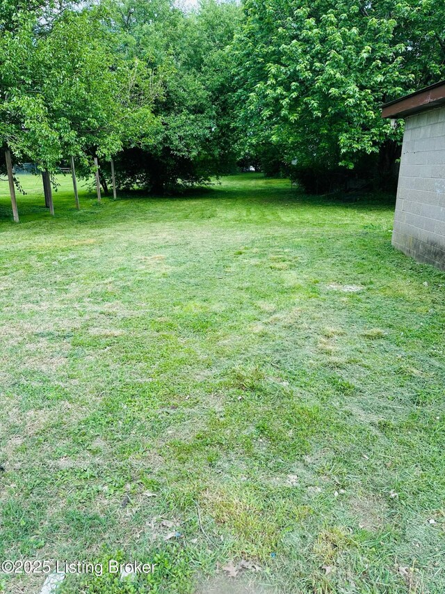 4105 N Ln, Louisville, KY 40216 - photo 37