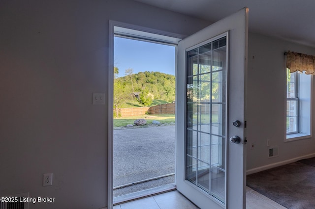 5503 Vevia Pl, Louisville, KY 40272 - entryway with baseboards