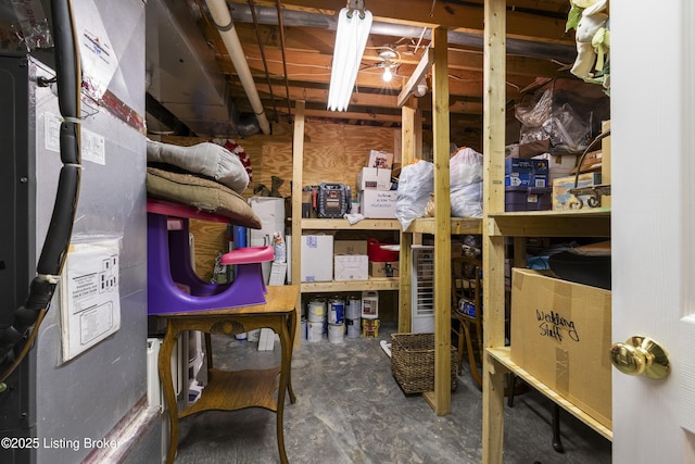 storage with heating unit
