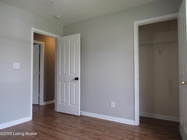 1253 Shepard Way, Shelbyville, KY 40065 - unfurnished bedroom featuring baseboards, wood finished floors, and a closet