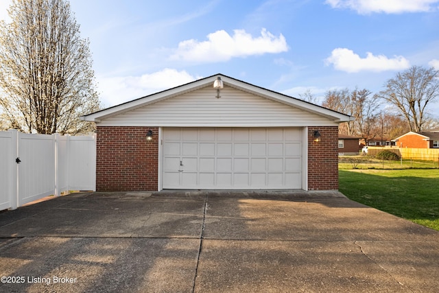 detached garage with fence