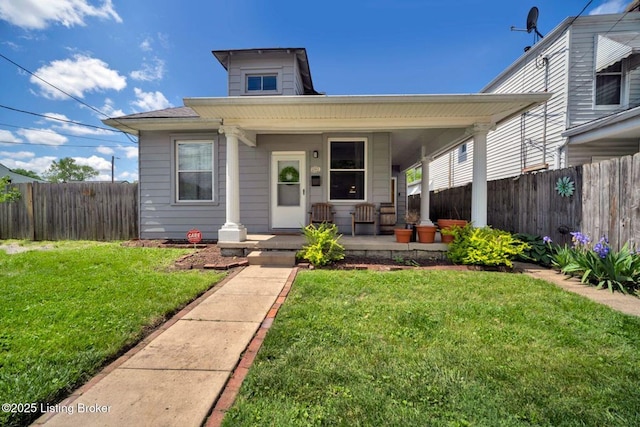 2060 S Preston St, Louisville, KY 40217 - view of front facade with a porch