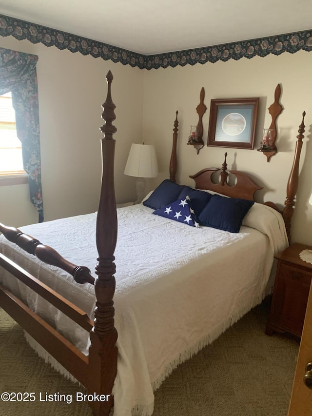 view of carpeted bedroom