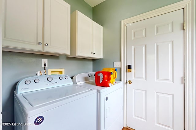 10513 Mountain Ash Ln, Prospect, KY 40059 - laundry room with washer and clothes dryer and cabinet space