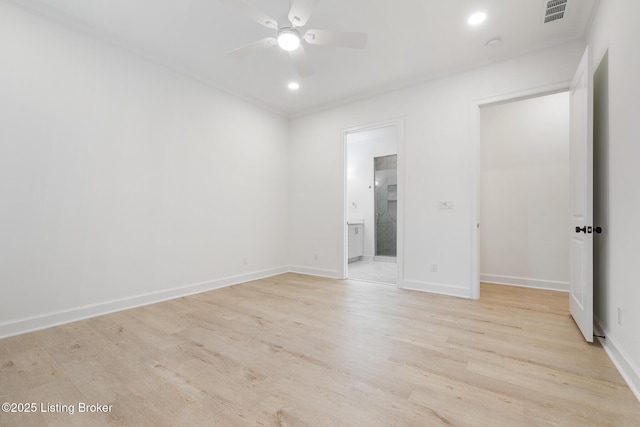 12084 River Beauty Loop Unit 101, Prospect, KY 40059 - unfurnished bedroom featuring light wood finished floors, baseboards, a spacious closet, ensuite bathroom, and recessed lighting