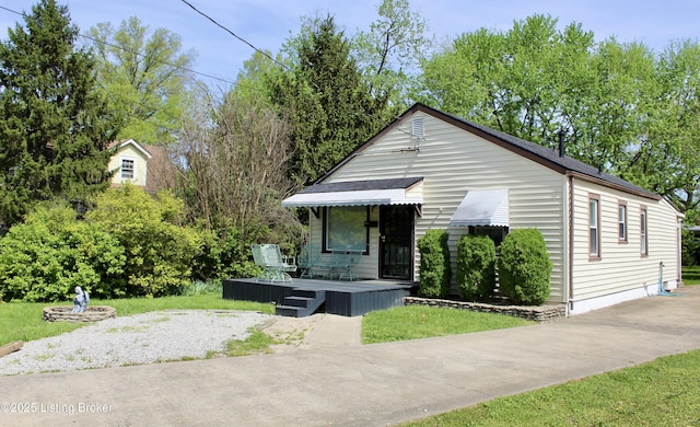 3023 Saint Dennis Ave, Louisville, KY 40216 - view of bungalow-style home