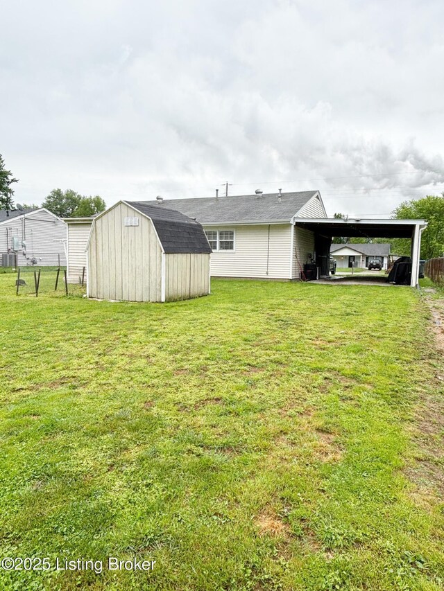 7303 Betsy Ross Dr, Louisville, KY 40272 - photo 21
