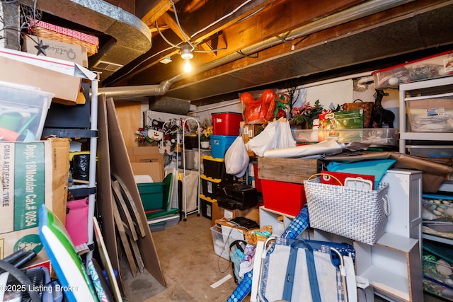 2104 Lauderdale Rd, Louisville, KY 40205 - view of storage room