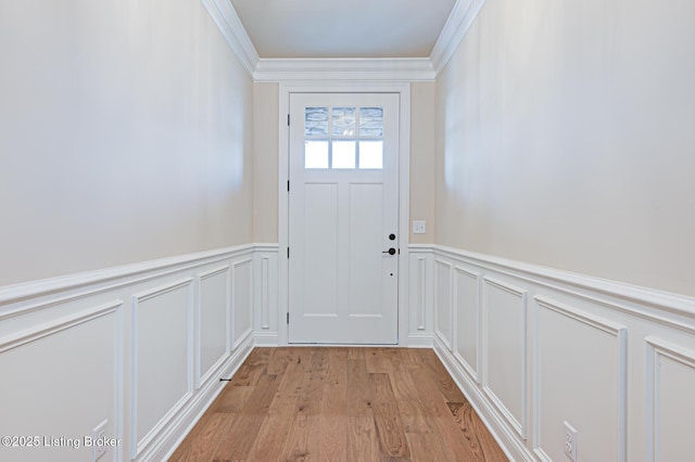 2003 Lakeview Villas Pl, Louisville, KY 40245 - entryway with a decorative wall, light wood-style floors, ornamental molding, and wainscoting