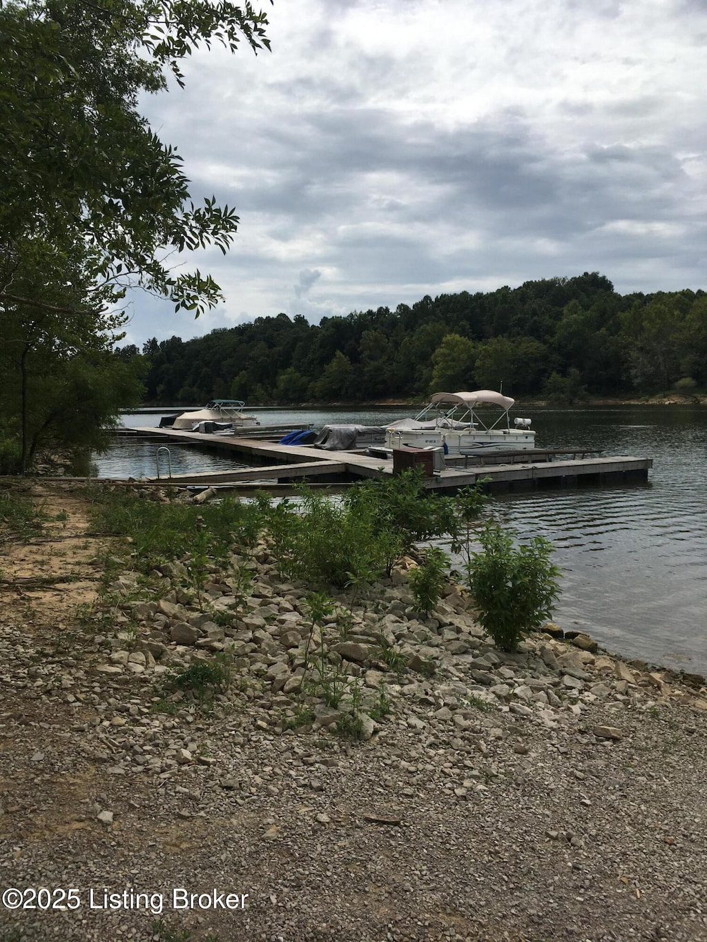 70 Holiday Way, Leitchfield, KY 42754