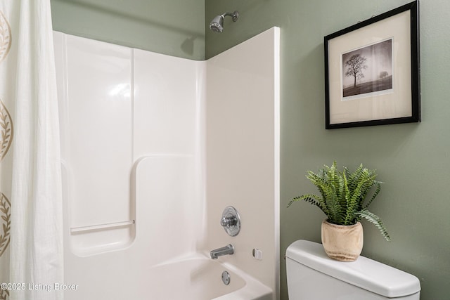 13216 Willow Forest Dr, Louisville, KY 40245 - bathroom featuring toilet and shower / tub combo with curtain