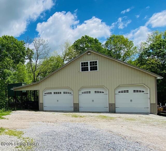 1300 Midway Ln, Springfield, KY 40069 - view of detached garage