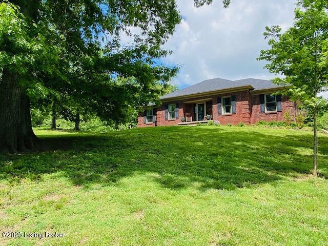 1300 Midway Ln, Springfield, KY 40069 - view of green lawn