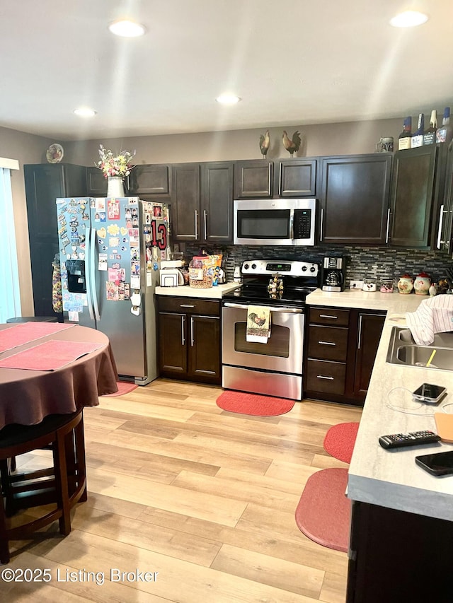 7108 Blue Stream Ct, Louisville, KY 40258