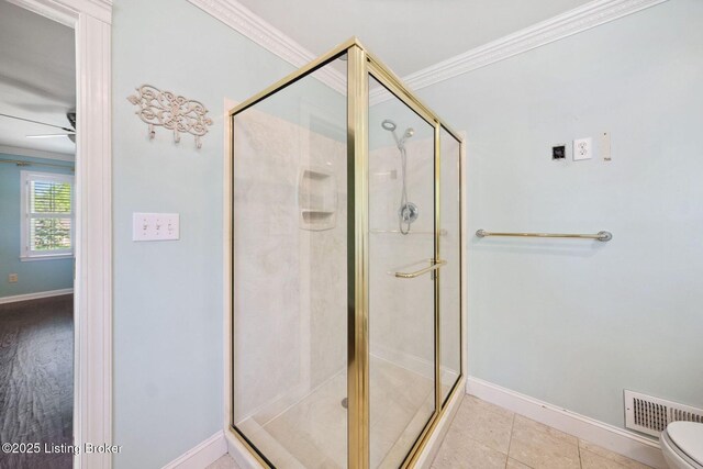 3804 Pramany Ct, Jeffersontown, KY 40299 - full bath featuring crown molding, a stall shower, baseboards, toilet, and a ceiling fan