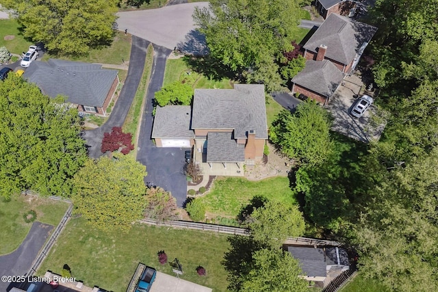 view of property location featuring nearby suburban area