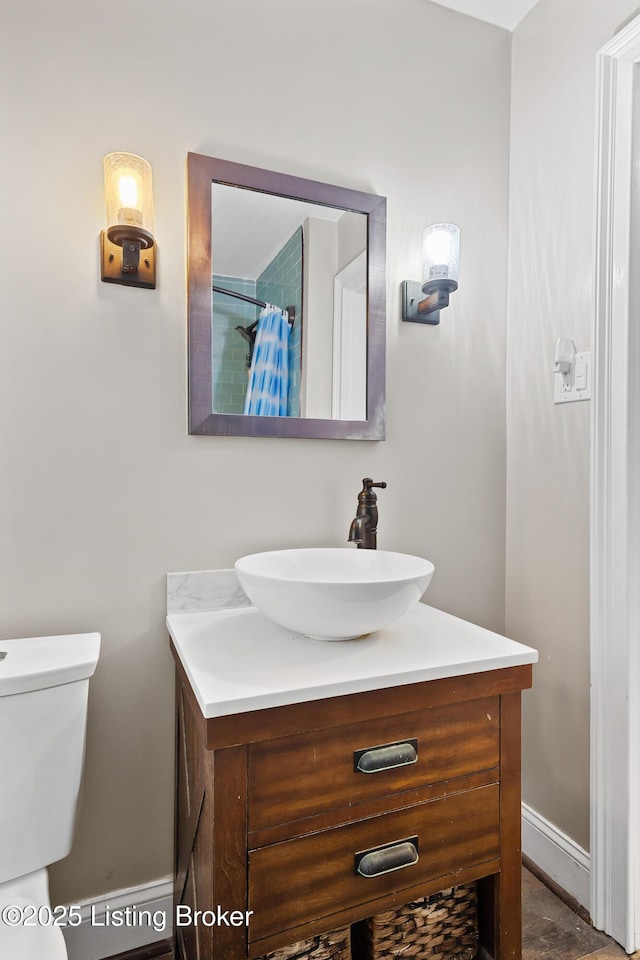 17 Denham Rd, Louisville, KY 40205 - full bathroom featuring vanity, baseboards, and toilet