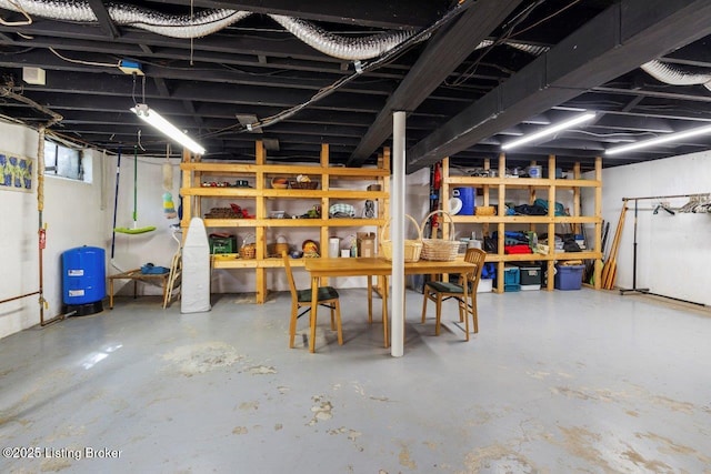 12715 Westport Rd, Louisville, KY 40245 - below grade area featuring a water pressure tank