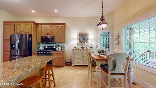 12109 Vanherr Dr, Louisville, KY 40299 - photo 4