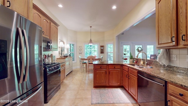 12109 Vanherr Dr, Louisville, KY 40299 - photo 6