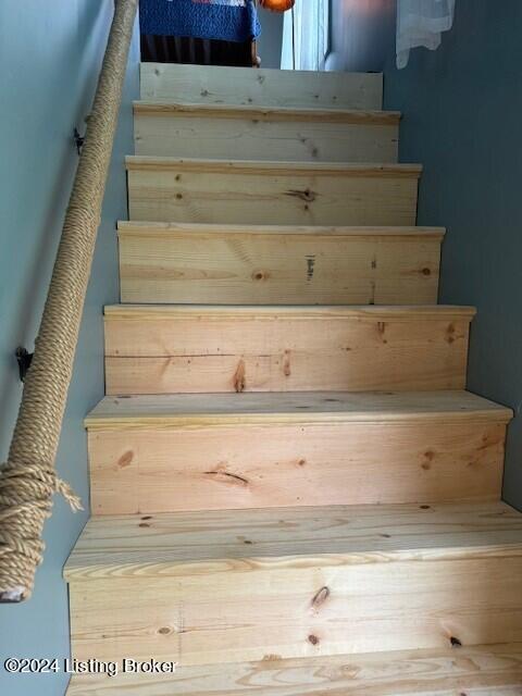 116 Spring Meadow Cir, Campbellsville, KY 42718 - view of stairway