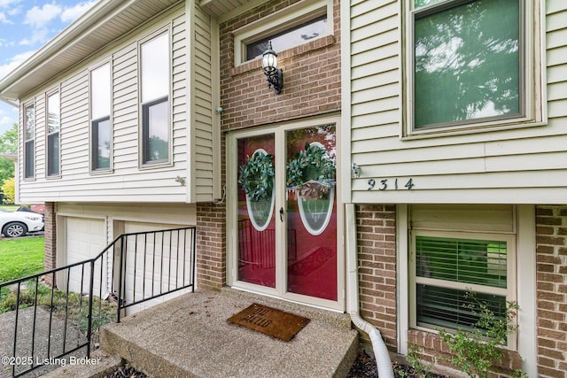9314 Tiverton Way, Louisville, KY 40242 - photo 1