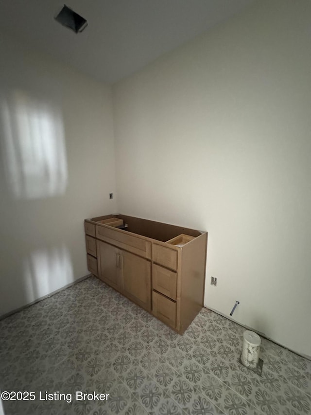 309 Ashwood Ave, Elizabethtown, KY 42701 - view of unfurnished room
