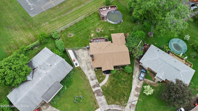 1507 Hobart Ct, Louisville, KY 40216 - drone / aerial view