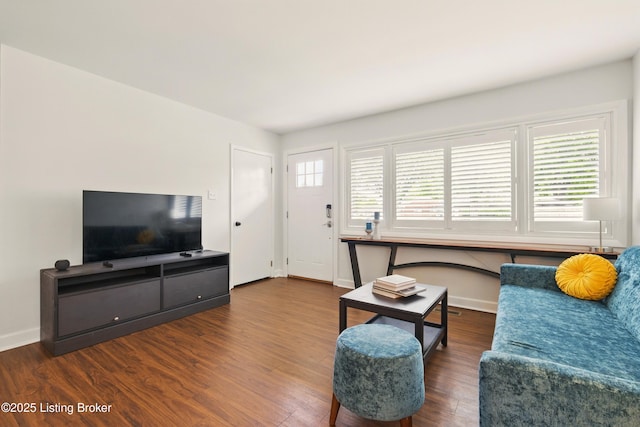 3113 Aires Ct, Louisville, KY 40220 - living area featuring wood finished floors and baseboards