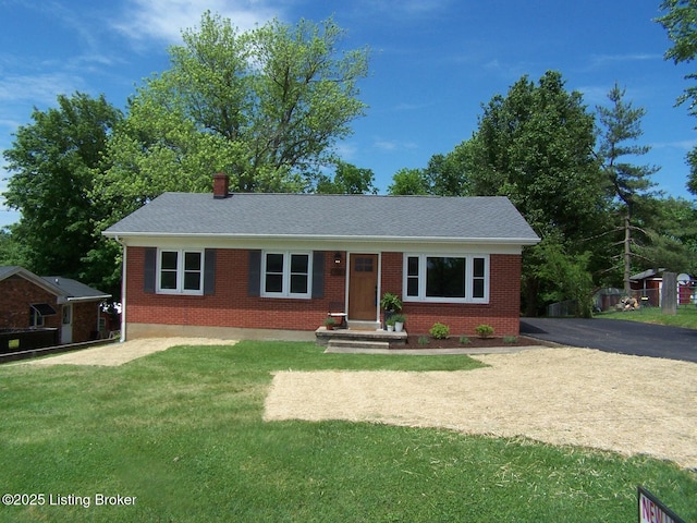 132 Goodloe Ave, Bloomfield, KY 40008 - ranch-style house featuring brick siding, a front yard, and a chimney