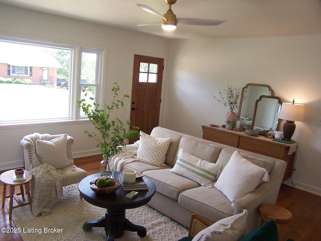 132 Goodloe Ave, Bloomfield, KY 40008 - living area with wood finished floors, baseboards, and ceiling fan