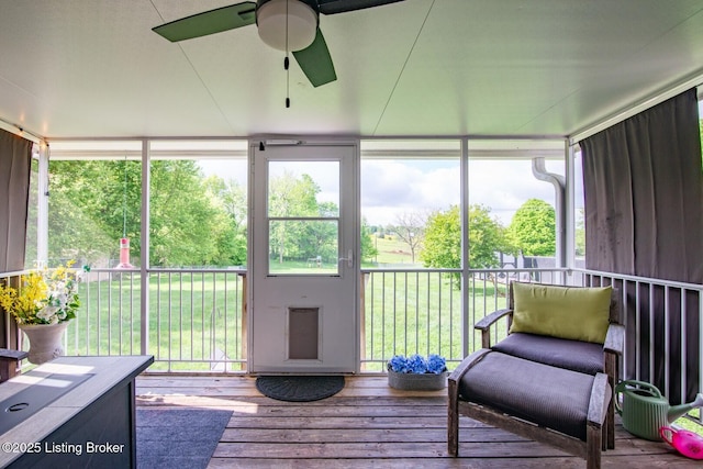 395 Poplar Trce, Elizabethtown, KY 42701 - sunroom with a ceiling fan