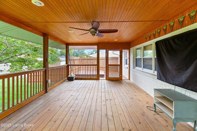 2804 Mayford Way, Louisville, KY 40220 - deck with a ceiling fan