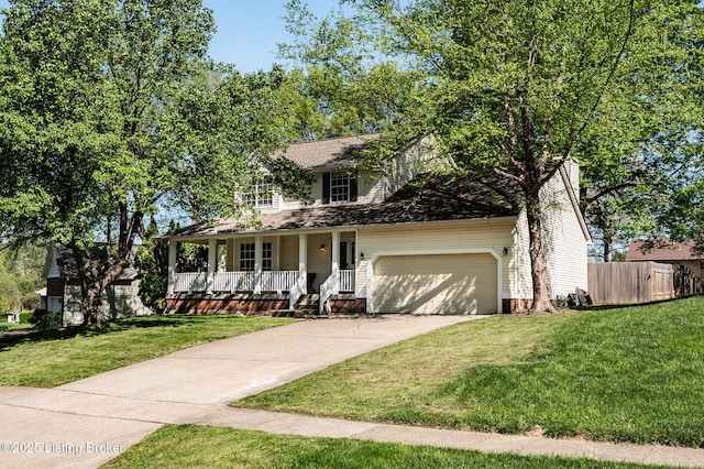 10707 Hickory Cove Ct, Louisville, KY 40245 - traditional home featuring a porch, driveway, and a garage