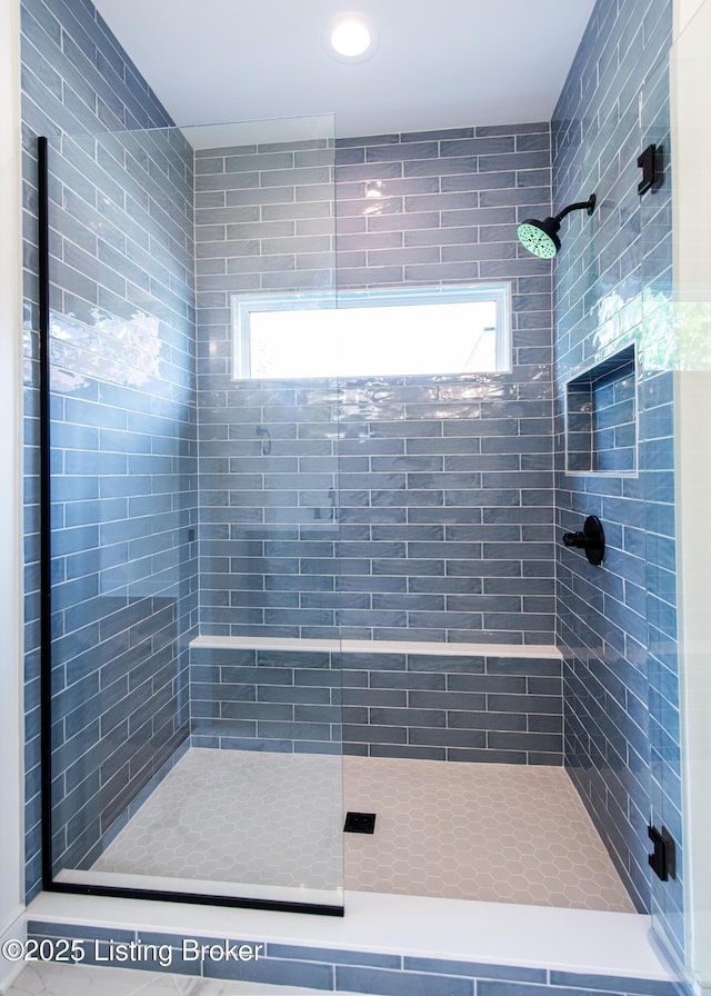 4227 Stilger Cir, Louisville, KY 40299 - bathroom featuring a shower stall