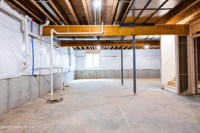 4227 Stilger Cir, Louisville, KY 40299 - below grade area featuring stairway