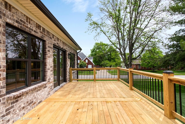 4227 Stilger Cir, Louisville, KY 40299 - view of wooden terrace