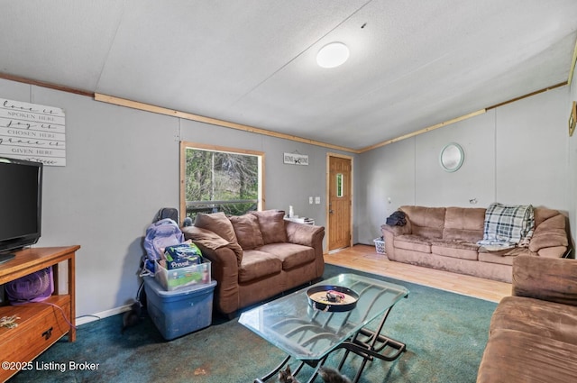 1115 Tilley Dr, Carrollton, KY 41008 - living area featuring ornamental molding