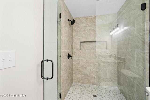 510 University Dr, Radcliff, KY 40160 - bathroom featuring a shower stall