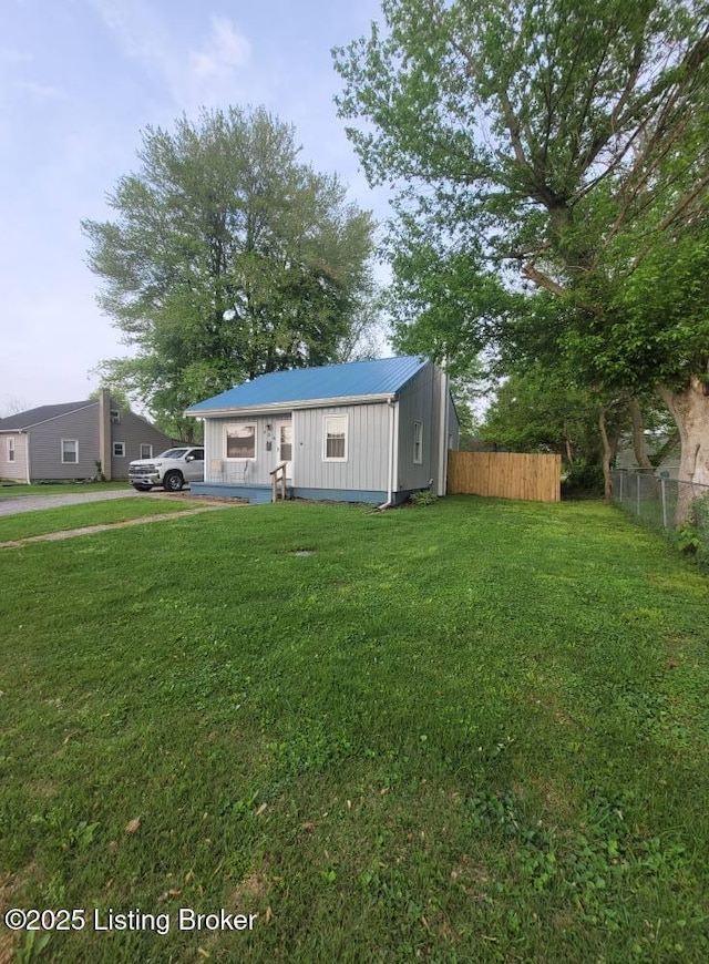 906 Kelly St, Carrollton, KY 41008 - exterior space