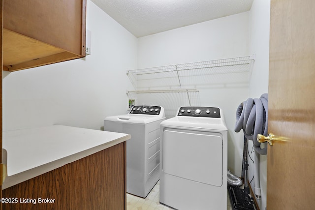 7601 Greenfield Ave, Louisville, KY 40214 - laundry room with separate washer and dryer and light flooring