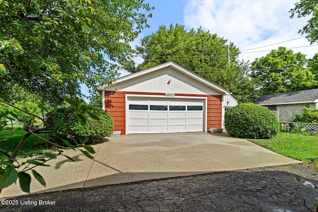 200 Derby Ave, Louisville, KY 40218 - detached garage with concrete driveway