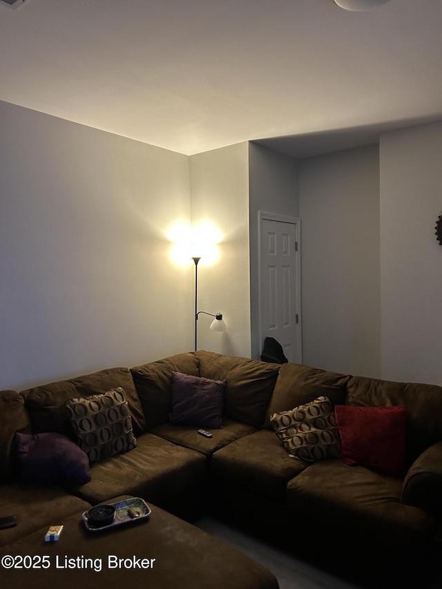 2425 Cedar St, Louisville, KY 40212 - photo 4