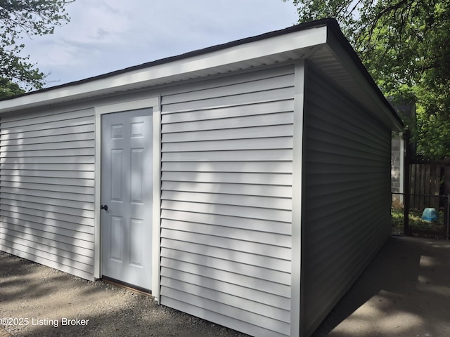 810 Packard Ave, Louisville, KY 40217 - view of outdoor structure
