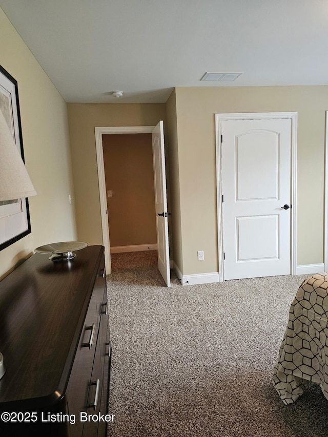 905 Fossil Creek Cir, Louisville, KY 40245 - bedroom featuring carpet flooring and baseboards