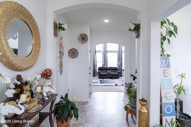 15803 Stonehouse Ct, Louisville, KY 40245 - hallway featuring arched walkways and recessed lighting