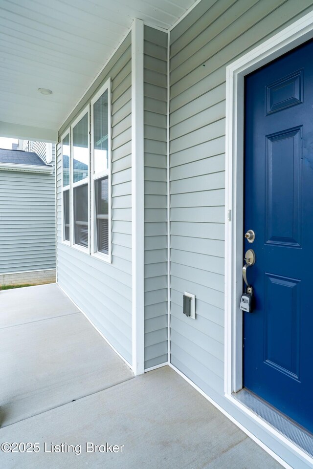 7618 Fair Ln, Louisville, KY 40291 - view of property entrance