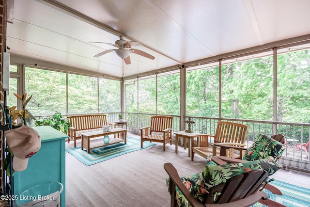 6516 Norman Ct, Crestwood, KY 40014 - sunroom / solarium with ceiling fan, outdoor lounge area, and healthy amount of natural light